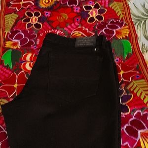 Lucky Brand 12/31 black